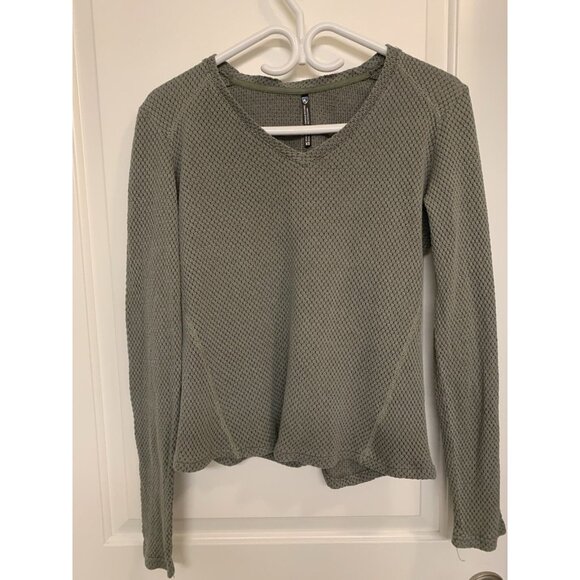 Kuhl Lyrik V-neck Sage Green Waffle Knit Long Sleeve Sweater Women’s XSmall - Picture 1 of 5